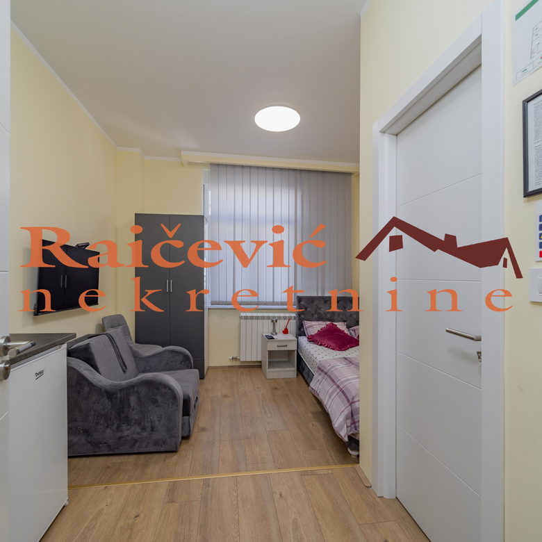 Višesoban stan na prodaju, Centar, Beograd, 211m², 890.000 €