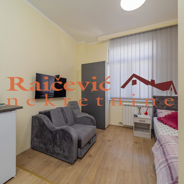 Višesoban stan na prodaju, Centar, Beograd, 211m², 890.000 €