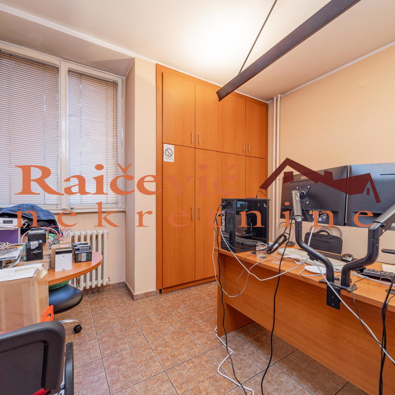 Lokal Prodaja Beograd Banovo Brdo 138 m2