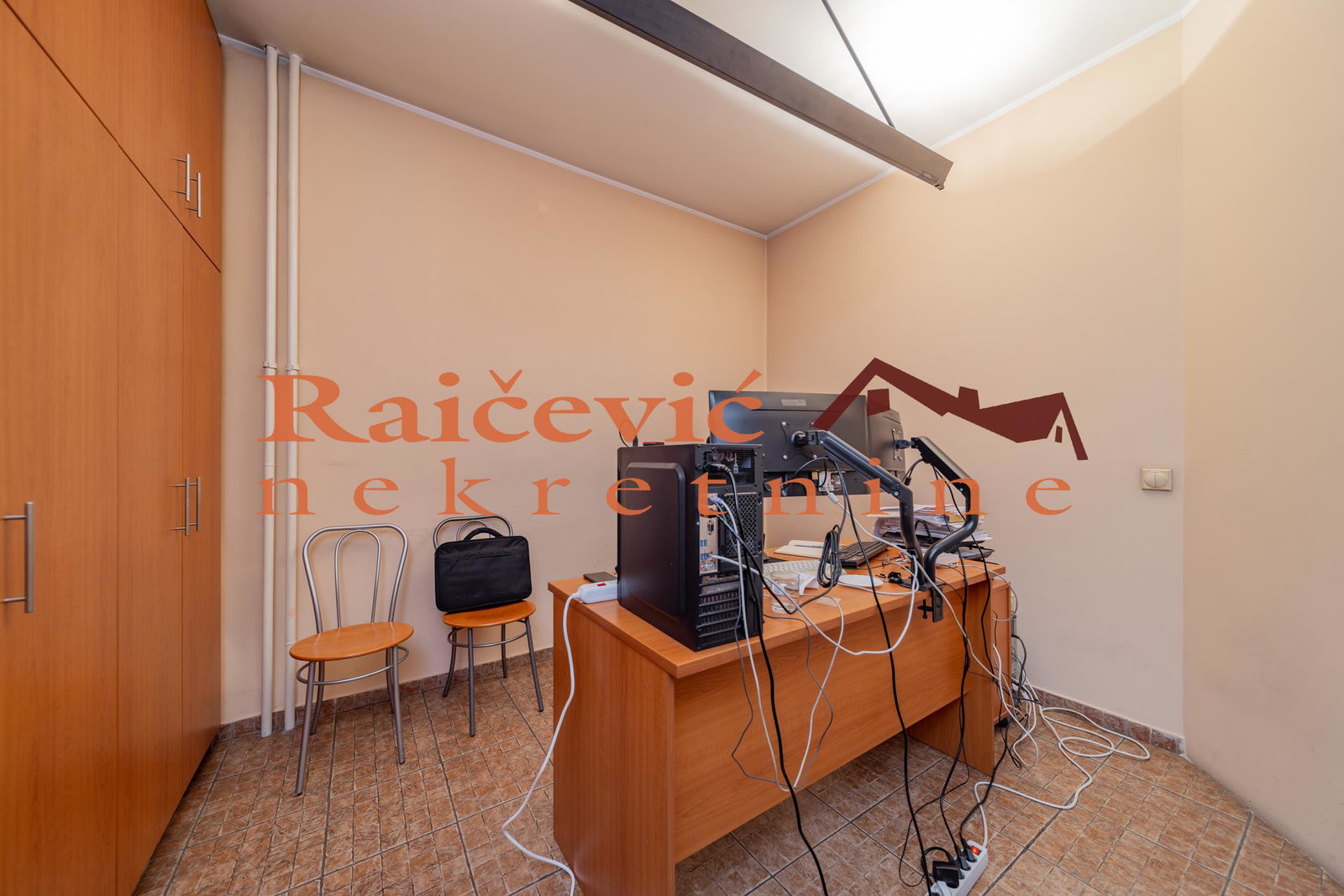 Lokal Prodaja Beograd Banovo Brdo 138 m2