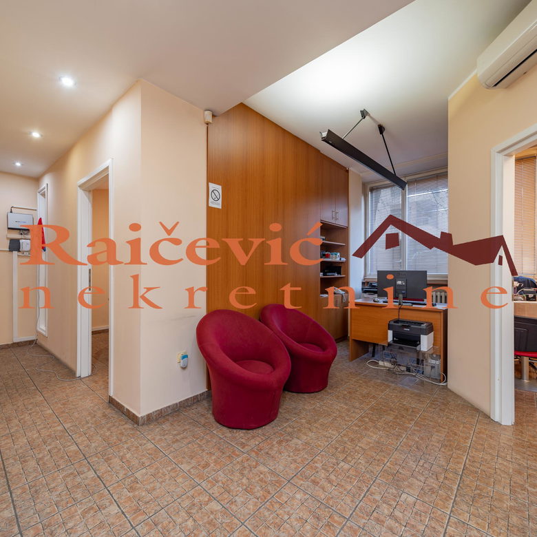 Lokal Prodaja Beograd Banovo Brdo 138 m2