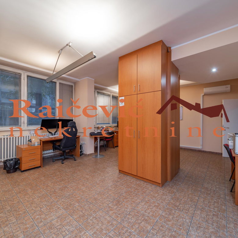 Lokal Prodaja Beograd Banovo Brdo 138 m2