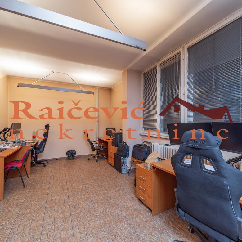 Lokal Prodaja Beograd Banovo Brdo 138 m2
