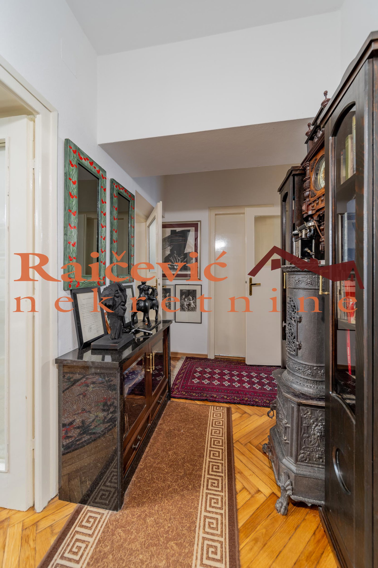 Trosoban stan na prodaju, Profesorska Kolonija, Beograd, 72m², 350.000 €