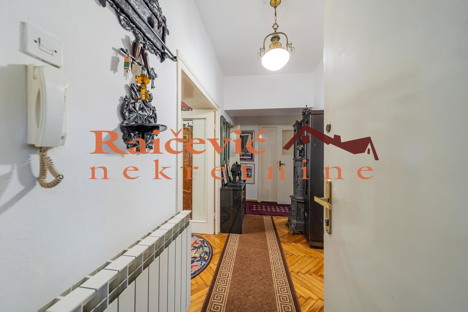 Trosoban stan na prodaju, Profesorska Kolonija, Beograd, 72m², 350.000 €