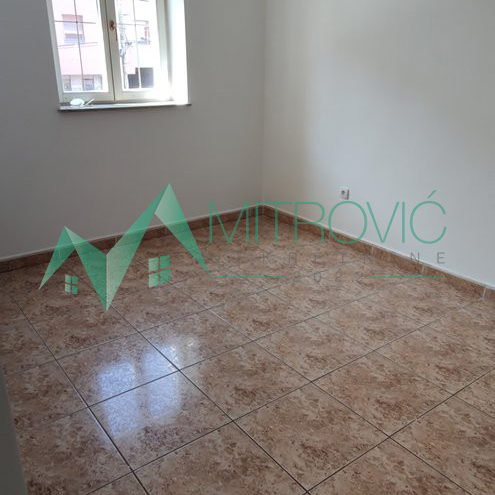 Lokal na prodaju, Nova Detelinara, Novi Sad, 300m², 3.500 €