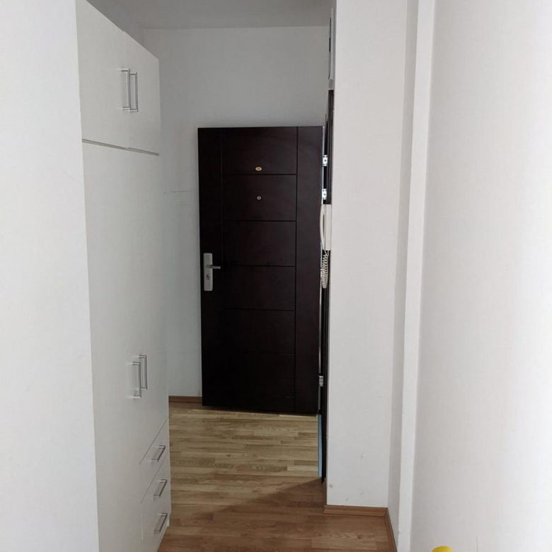 Stan Izdavanje Novi Sad  43 m2