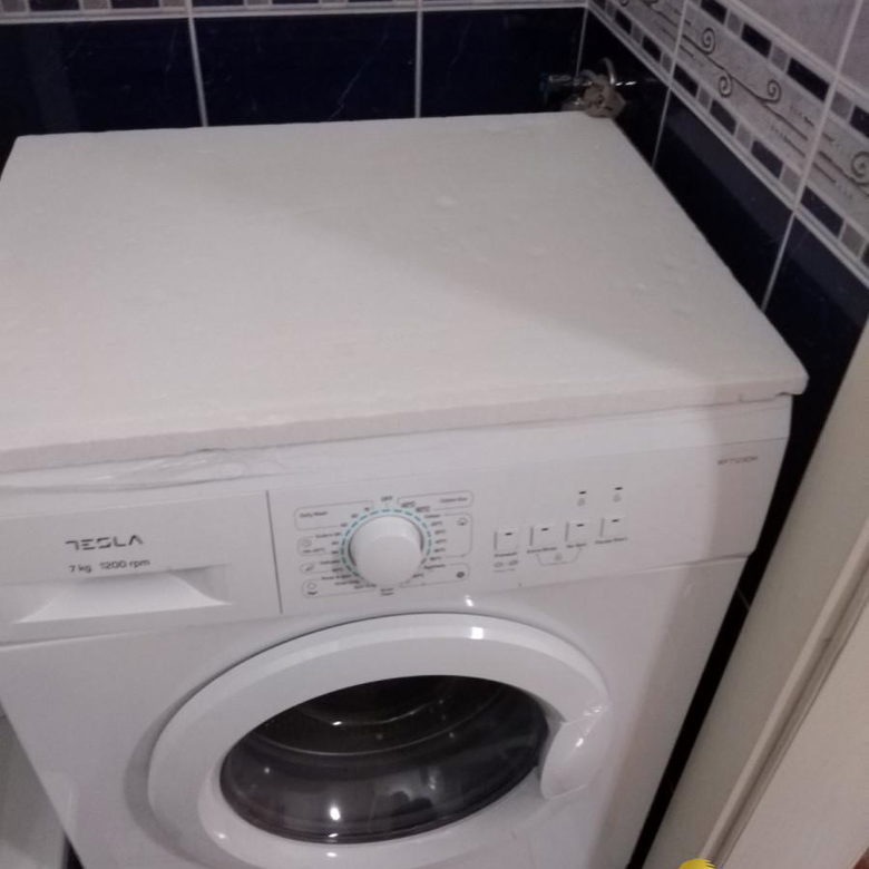 Stan Izdavanje Novi Sad Cara Dušana 25 m2