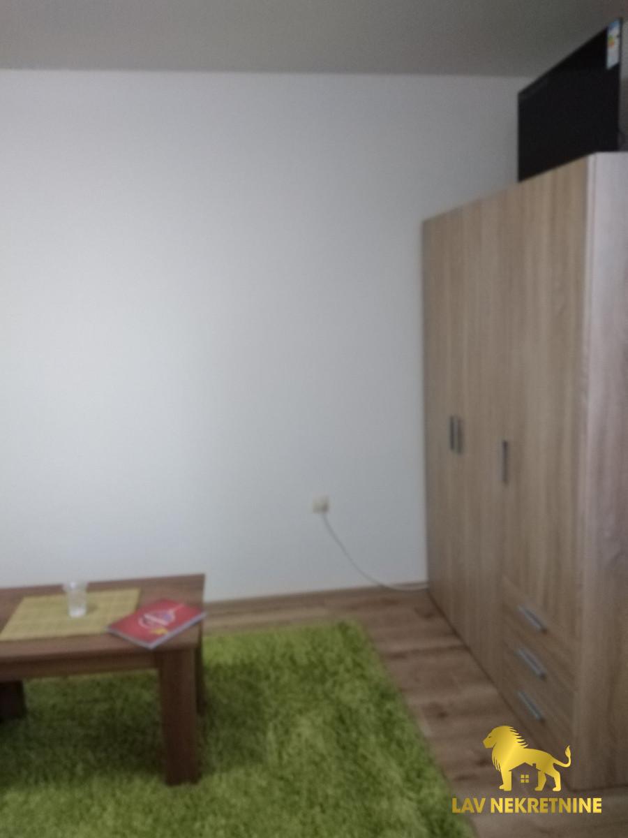 Stan Izdavanje Novi Sad Stan Izdavanje Novi Sad Cara Dušana 25 m2
