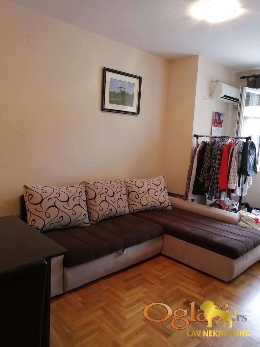 Stan Izdavanje Novi Sad Socijalno 45 m2