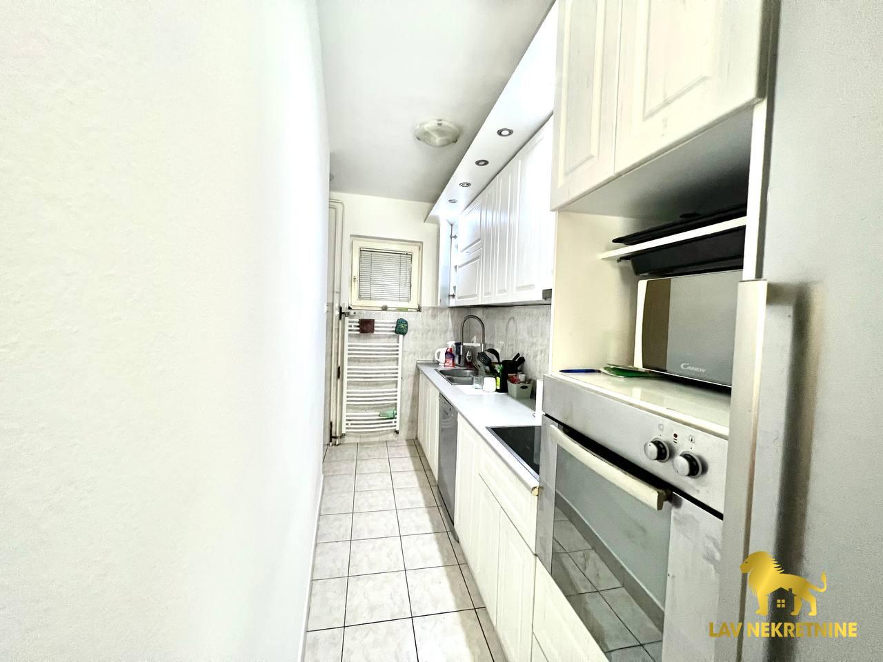 Stan Izdavanje Novi Sad  86 m2
