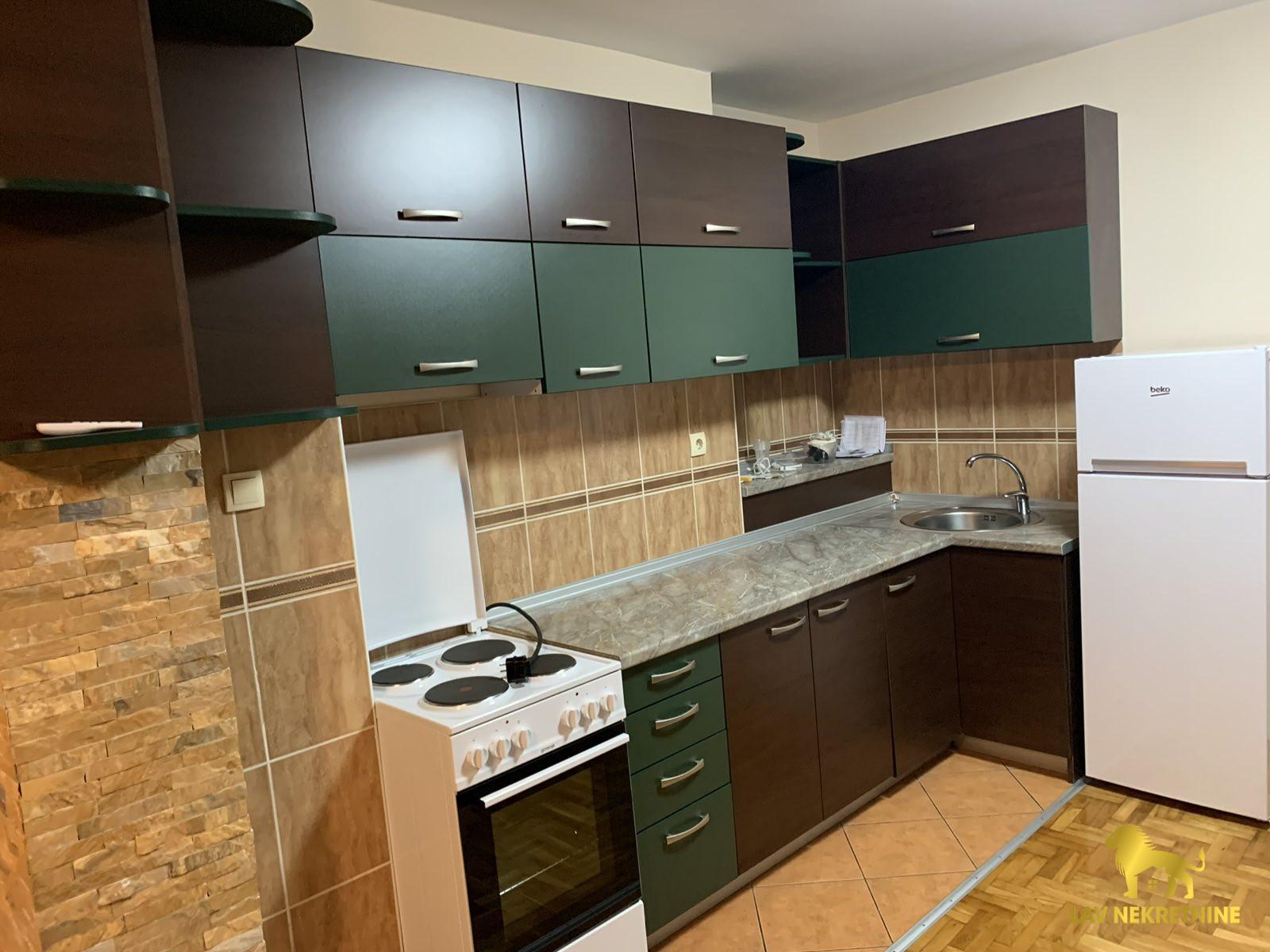 Stan Izdavanje Novi Sad  71 m2