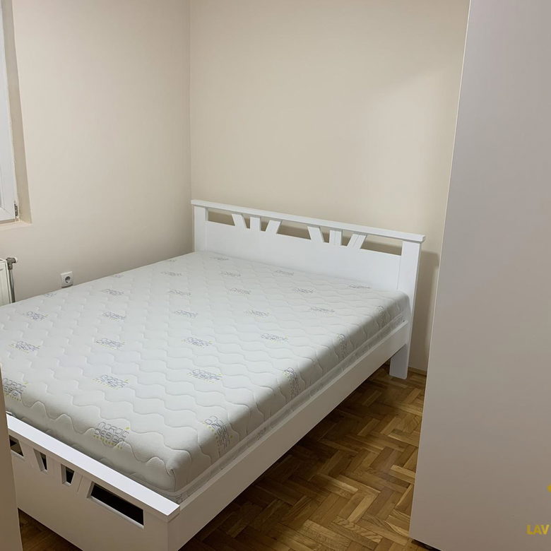 Stan Izdavanje Novi Sad  71 m2