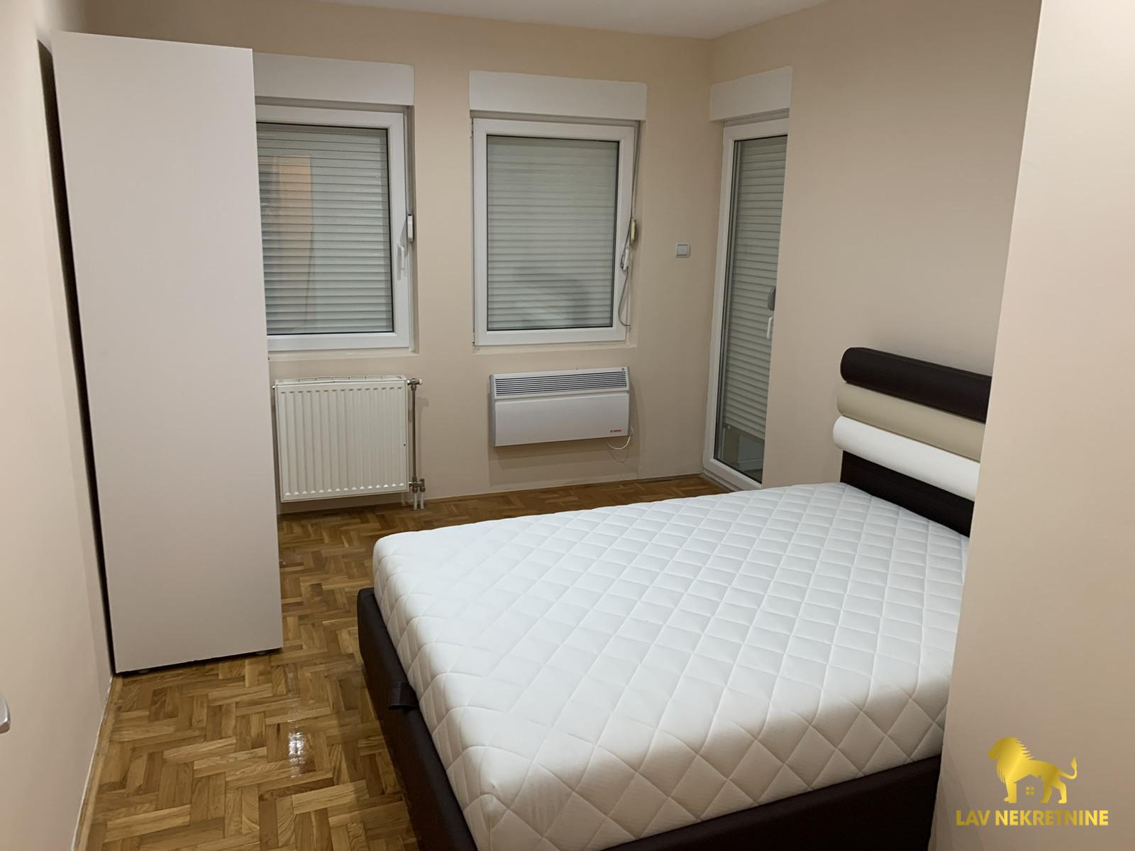 Stan Izdavanje Novi Sad  71 m2