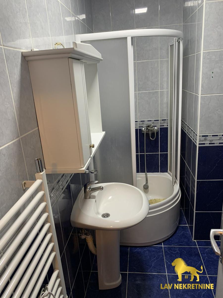 Dvoiposoban stan za izdavanje, Centar, Novi Sad, 71m², 700 €/mes