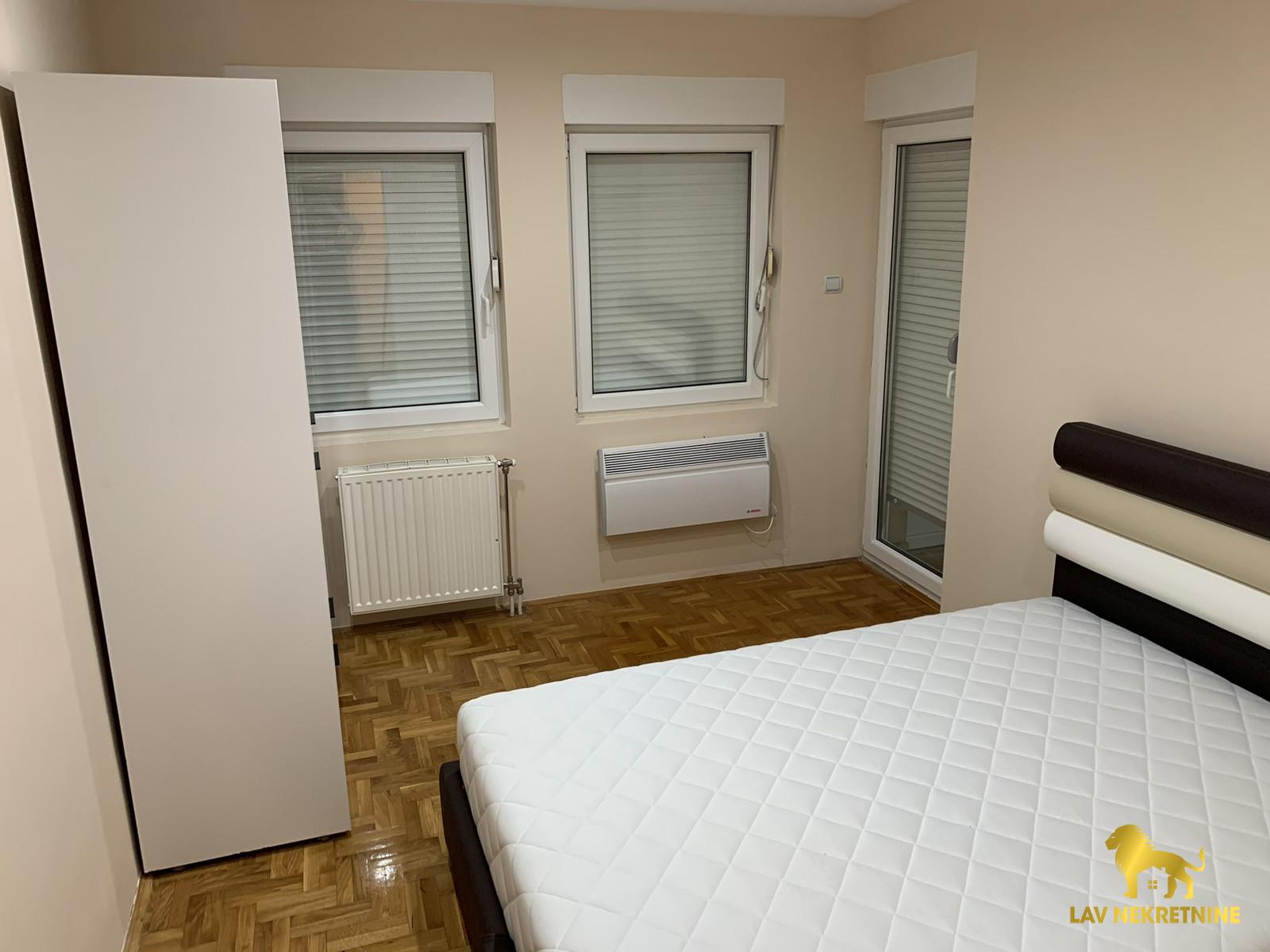 Stan Izdavanje Novi Sad  71 m2