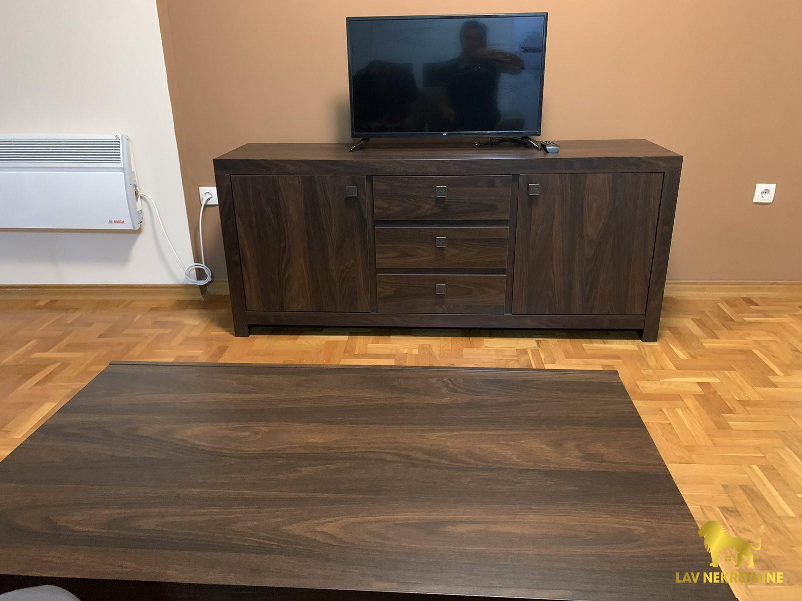 Dvoiposoban stan za izdavanje, Centar, Novi Sad, 71m², 700 €/mes