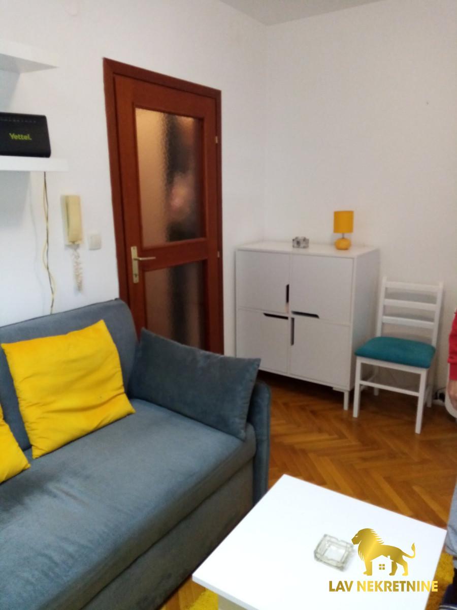 Stan Izdavanje Novi Sad Stan Izdavanje Novi Sad Nova Detelinara 23 m2