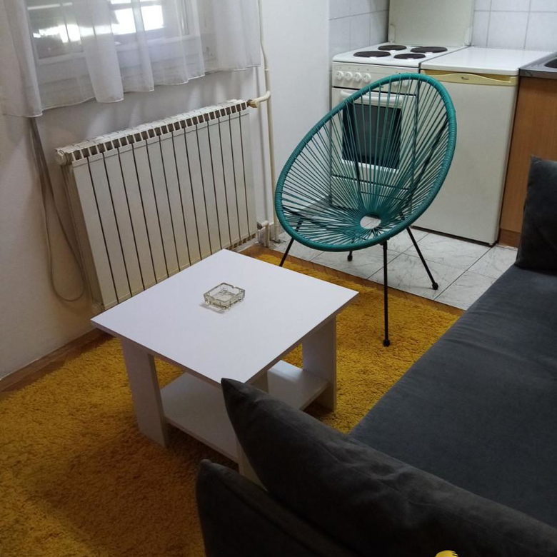 Stan Izdavanje Novi Sad Nova Detelinara 23 m2