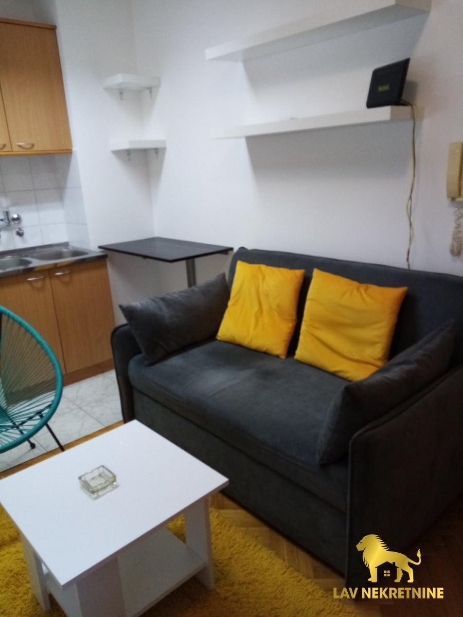 Stan Izdavanje Novi Sad Stan Izdavanje Novi Sad Nova Detelinara 23 m2
