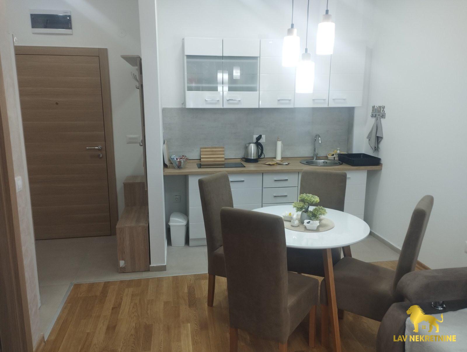 Stan Prodaja Zlatibor  33 m2