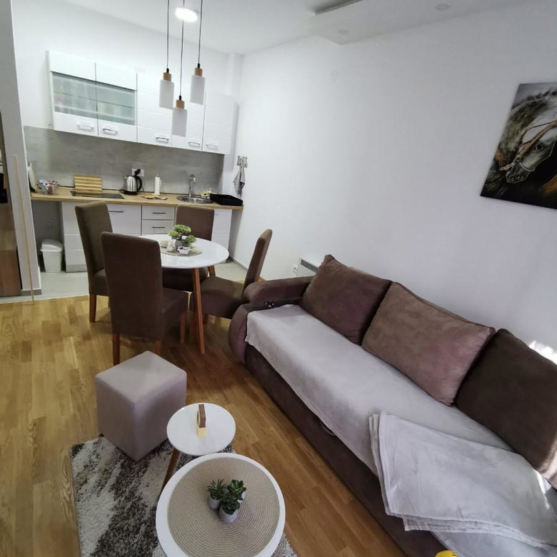 Stan Prodaja Zlatibor  33 m2