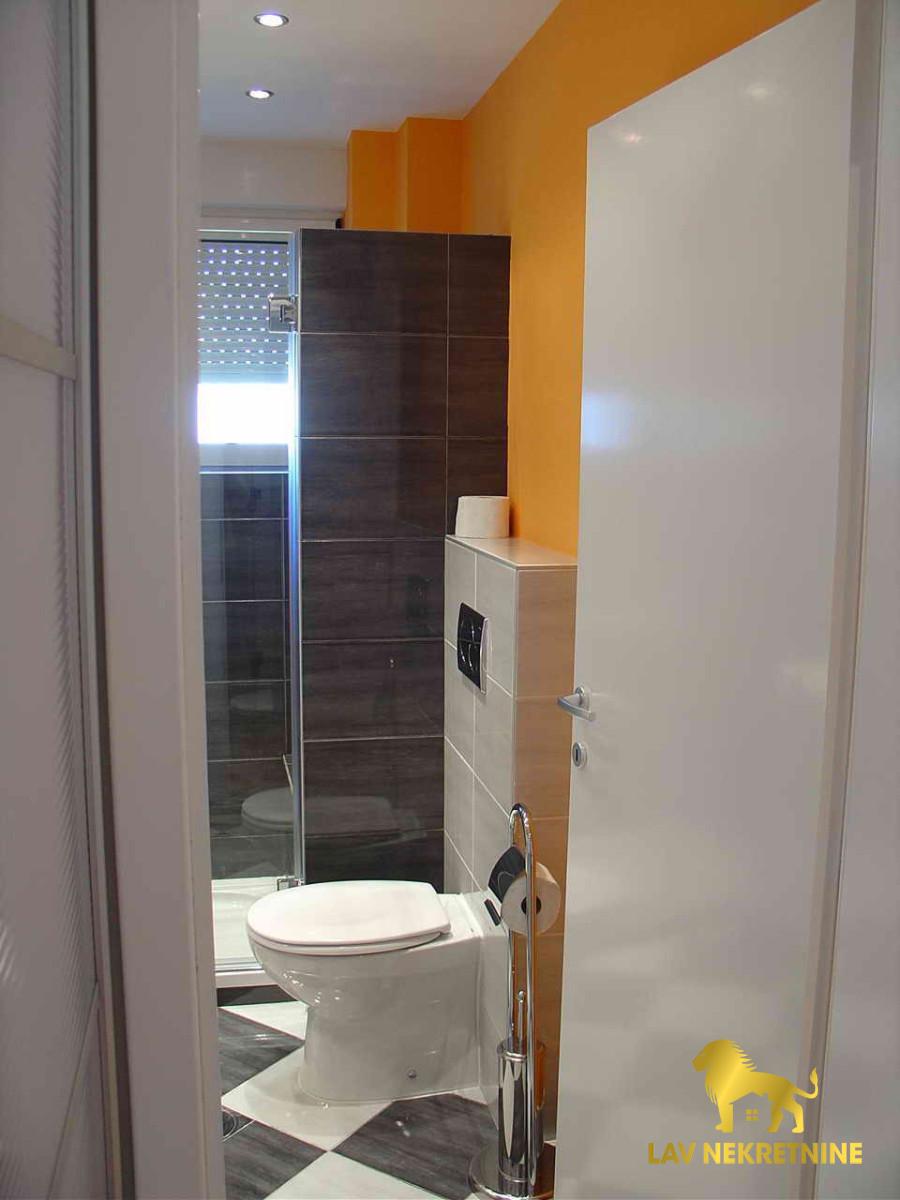 Stan Prodaja Novi Sad  43 m2