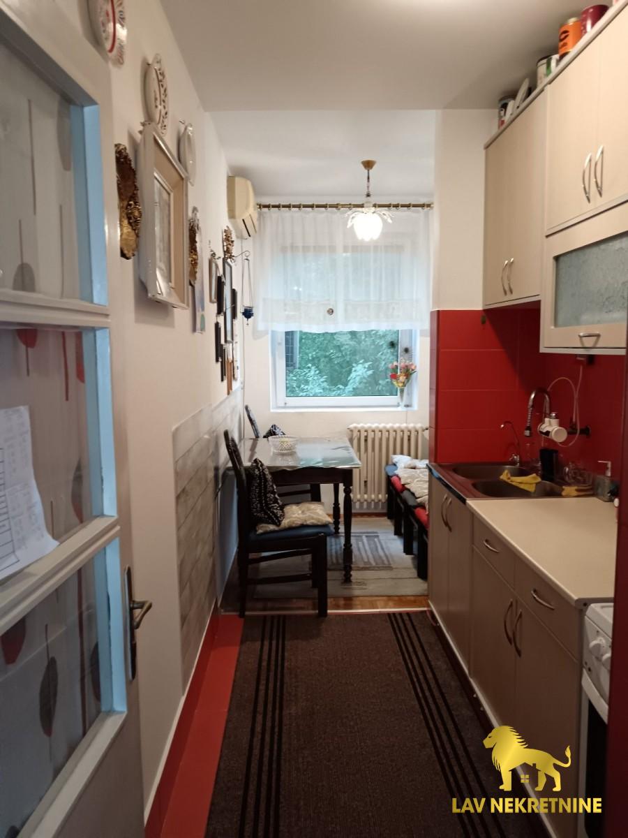 Stan Prodaja Novi Sad  48 m2