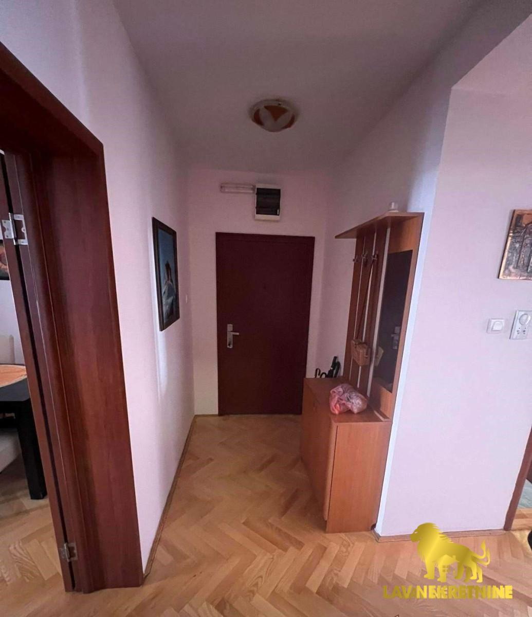 Stan Prodaja Novi Sad Stan Prodaja Novi Sad 72 m2