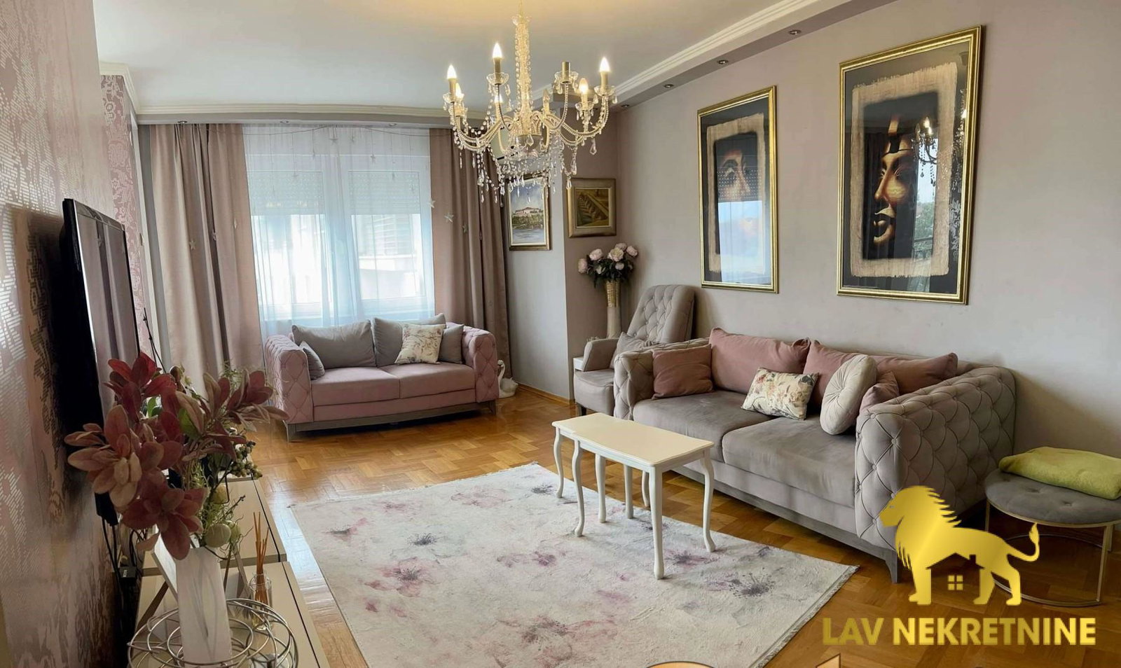 Stan Prodaja Novi Sad Cara Dušana 124 m2
