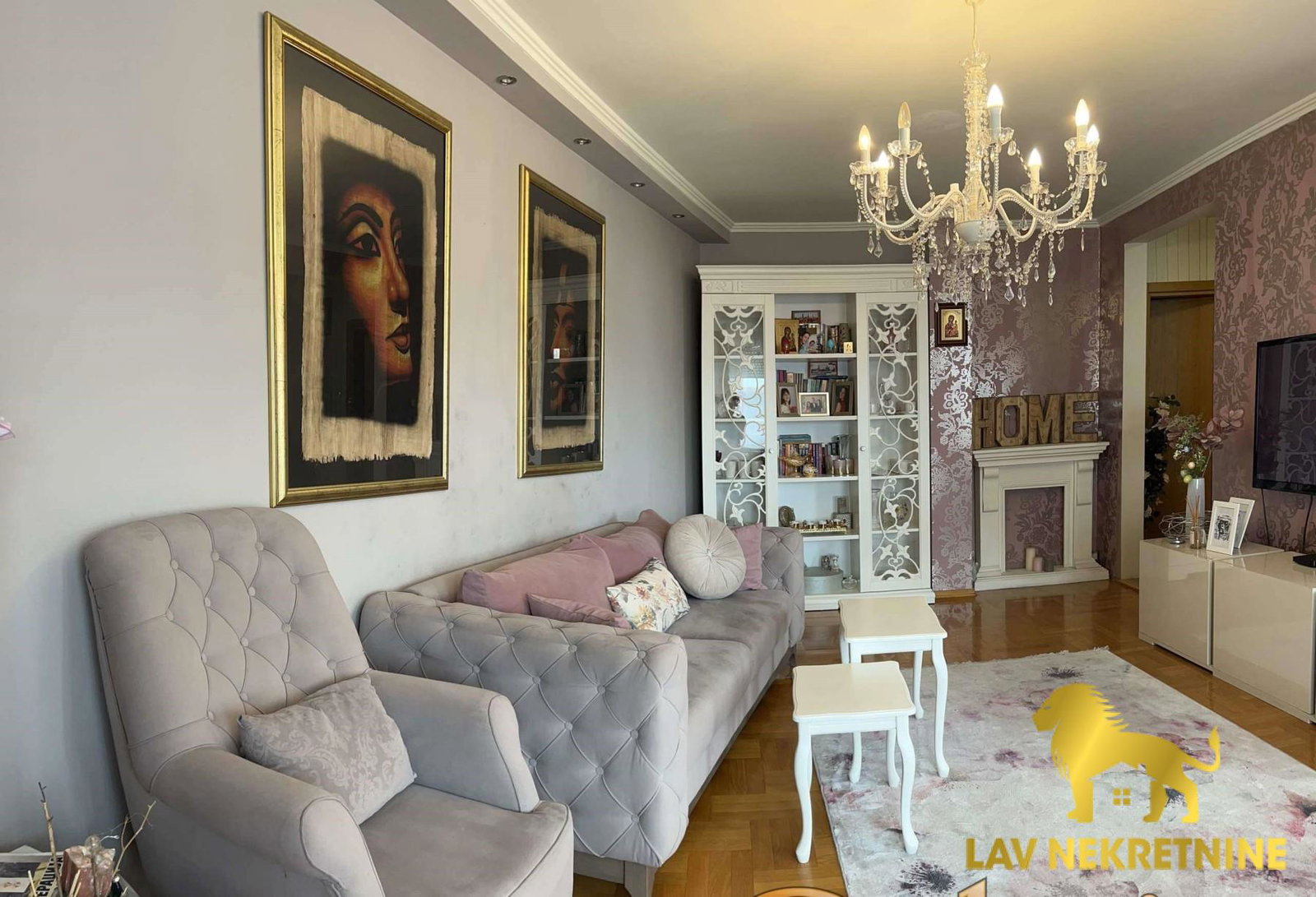 Stan Prodaja Novi Sad Cara Dušana 124 m2