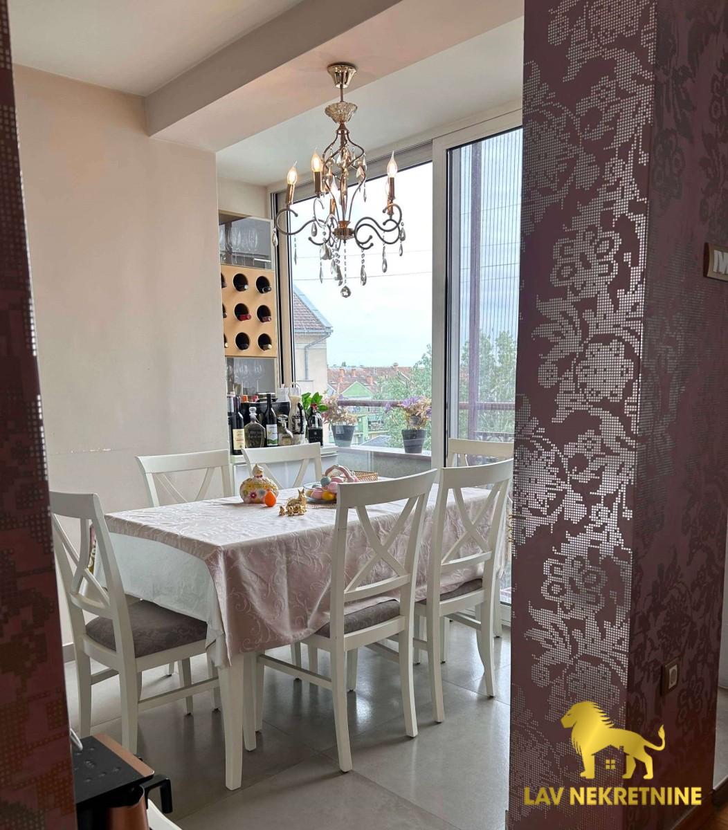 Stan Prodaja Novi Sad Cara Dušana 124 m2