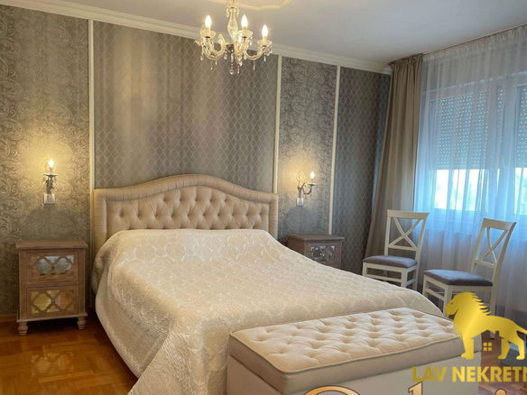 Stan Prodaja Novi Sad Cara Dušana 124 m2