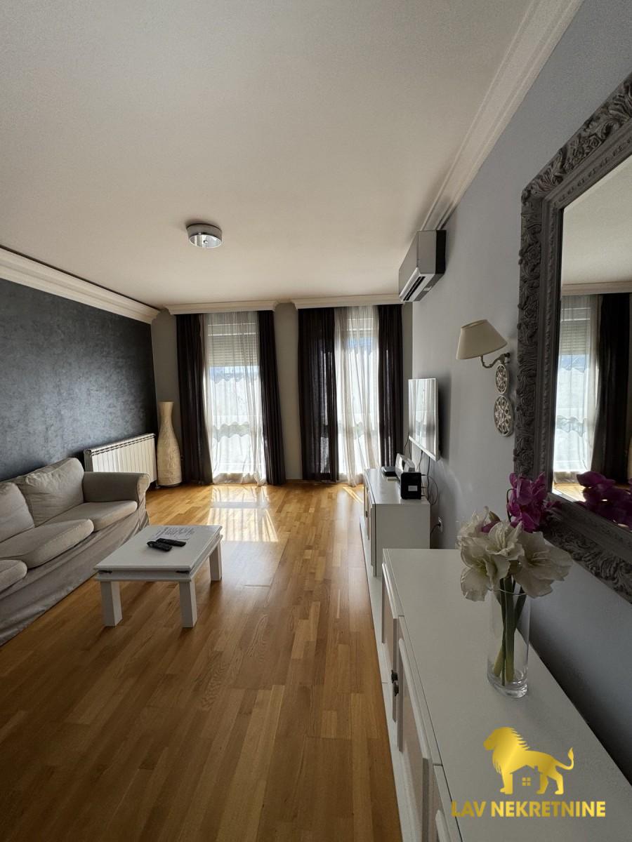 1737550856_8f4577b2d66a Dvoiposoban stan na prodaju, Centar, Novi Sad, 65m², 216.300 €