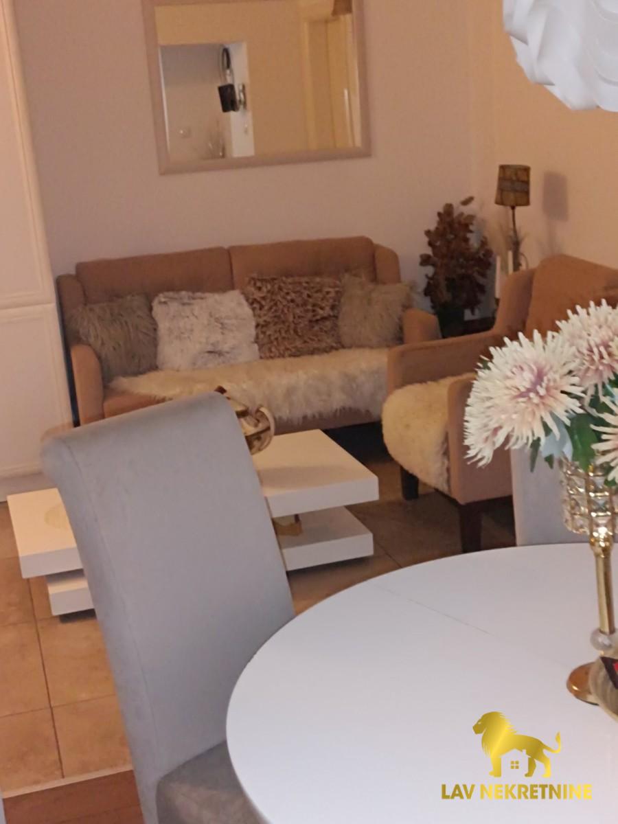 Stan Prodaja Novi Sad  52 m2