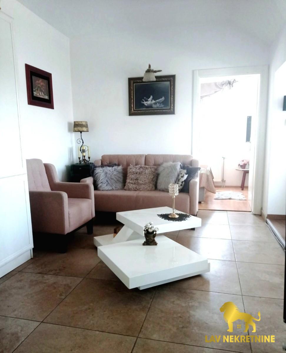 Dvoiposoban stan na prodaju, Bulevar Oslobođenja, Novi Sad, 52m², 124.630 €
