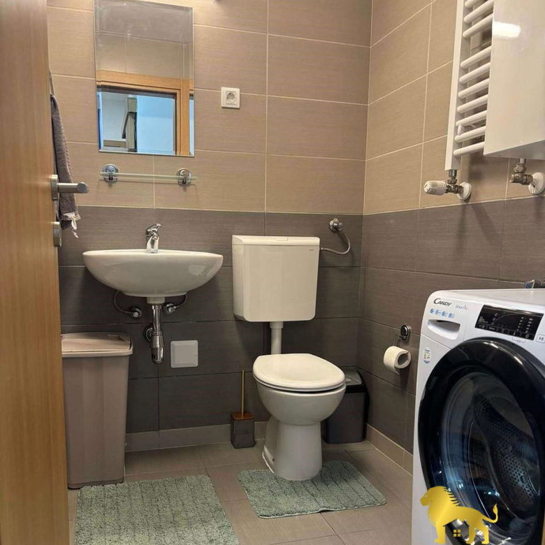 Stan Izdavanje Novi Sad  56 m2