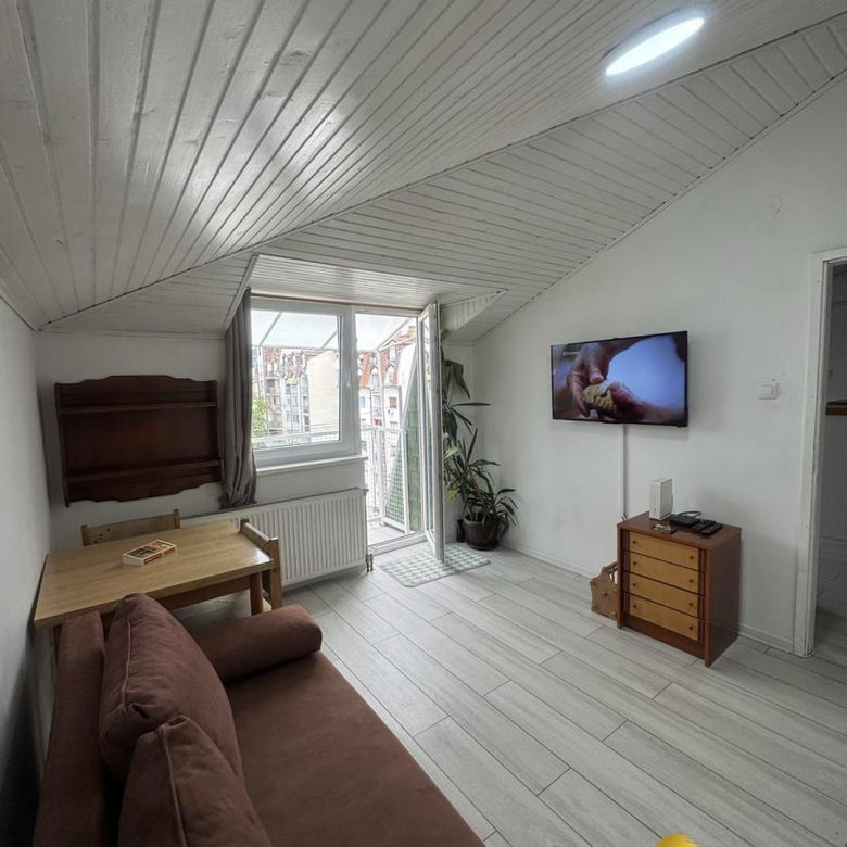 Stan Izdavanje Novi Sad  37 m2
