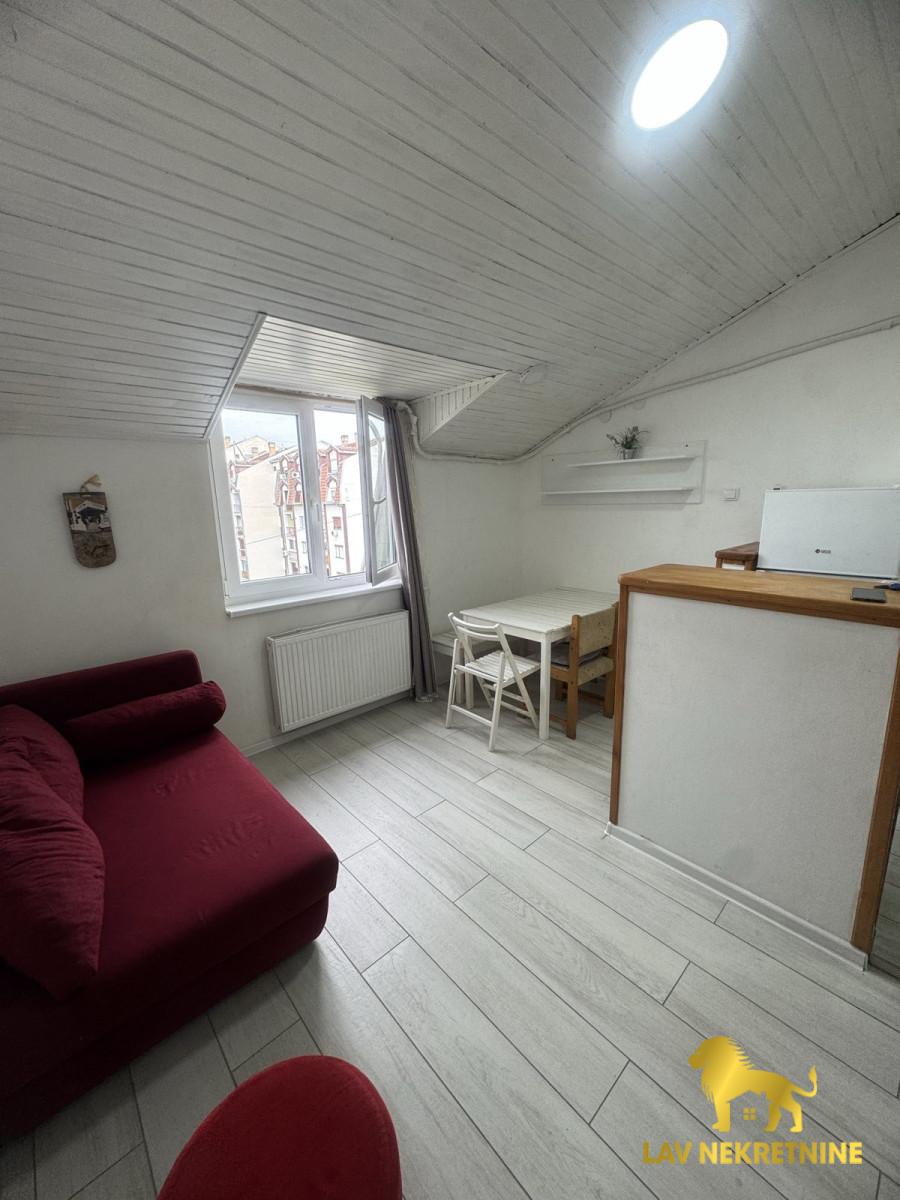 1756564271_ccc7b4865502 Stan Izdavanje Novi Sad 37 m2