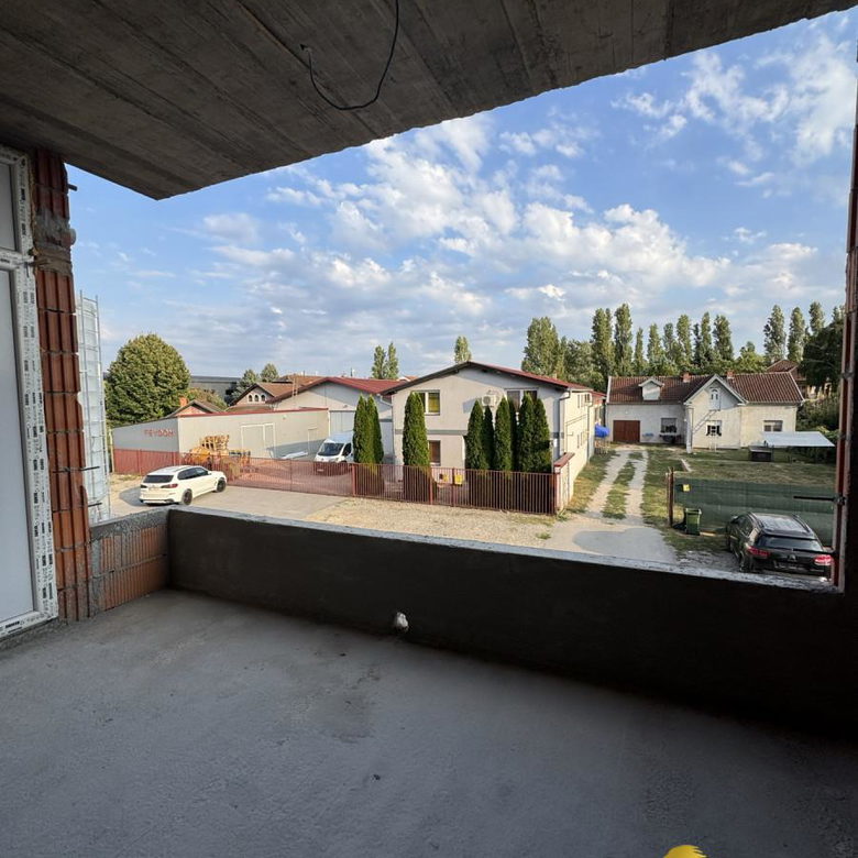Stan Prodaja Novi Sad  135 m2