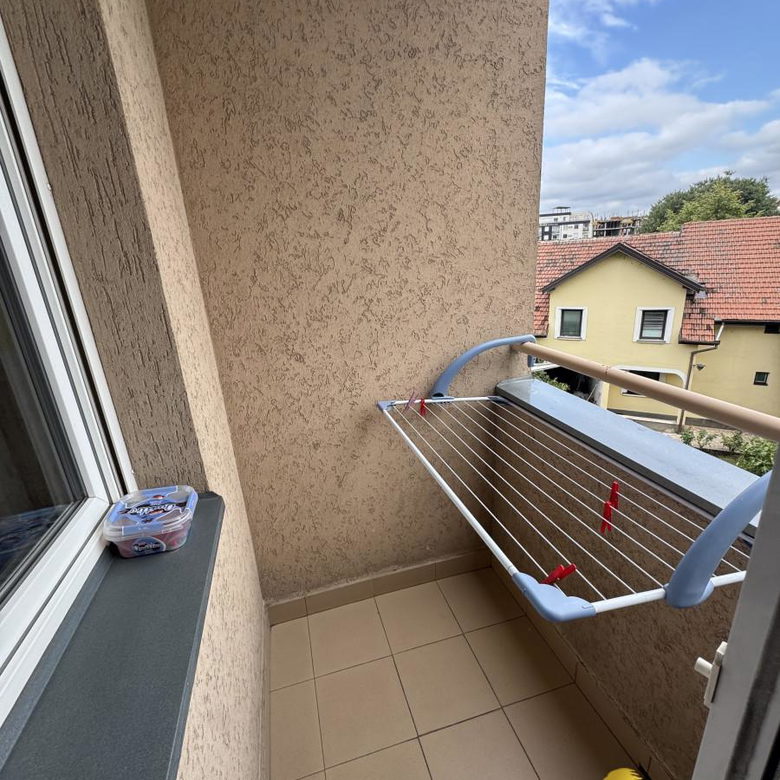 Stan Izdavanje Novi Sad  55 m2