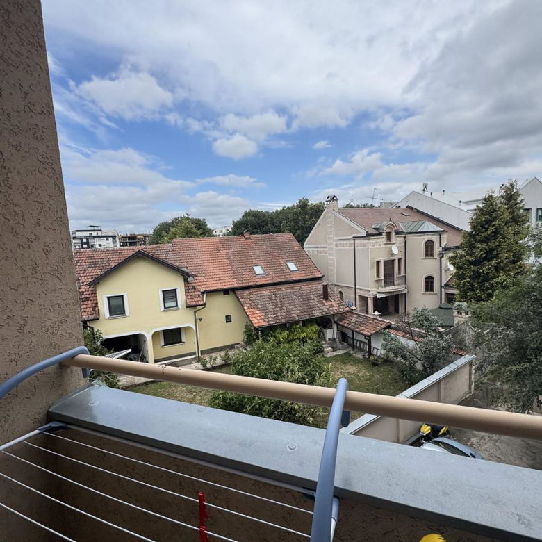 Stan Izdavanje Novi Sad  55 m2