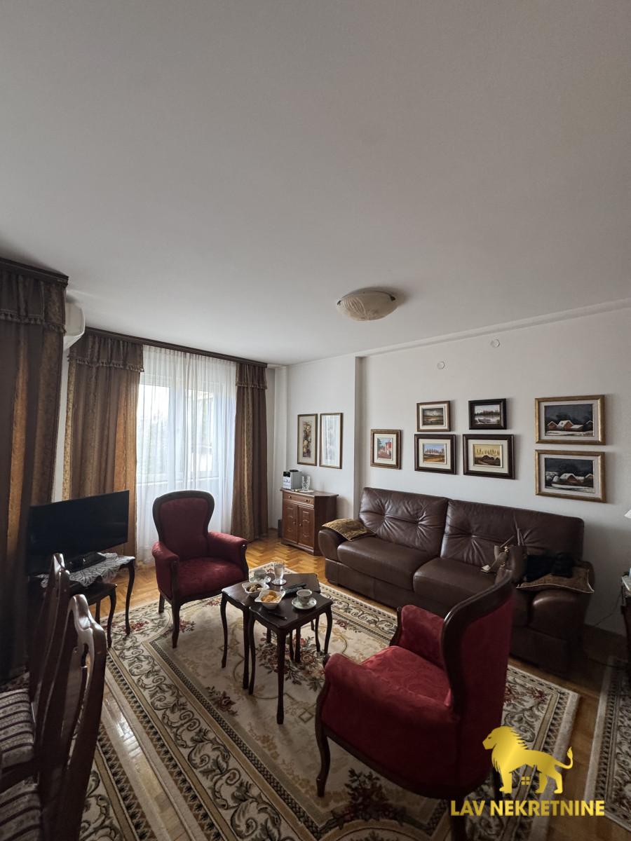 1759514003_c2073d58f195 Jednoiposoban stan za izdavanje, Centar, Novi Sad, 55m², 450 €/mes