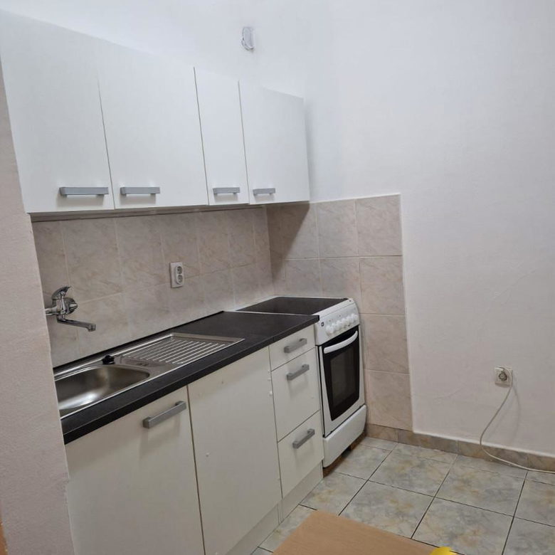 Stan Prodaja Novi Sad  33 m2