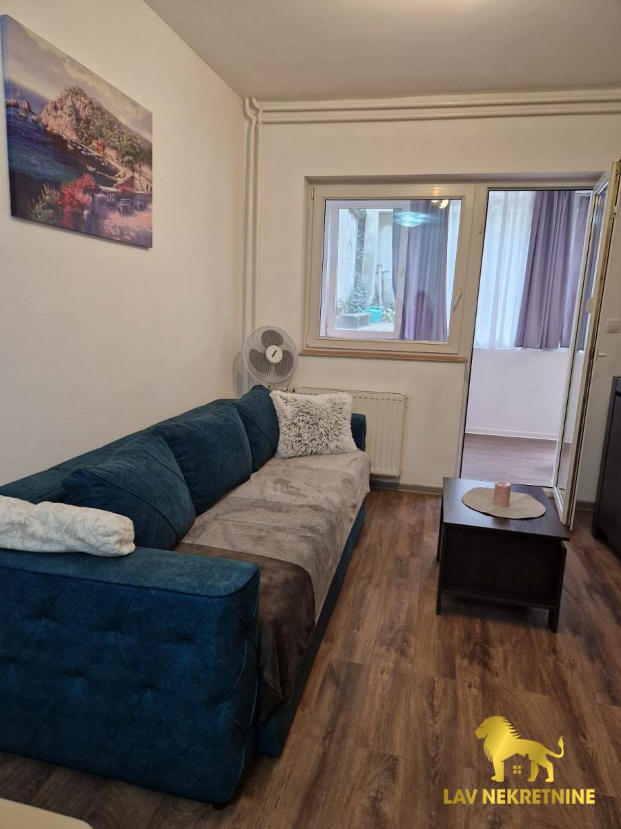 Stan Prodaja Novi Sad  33 m2
