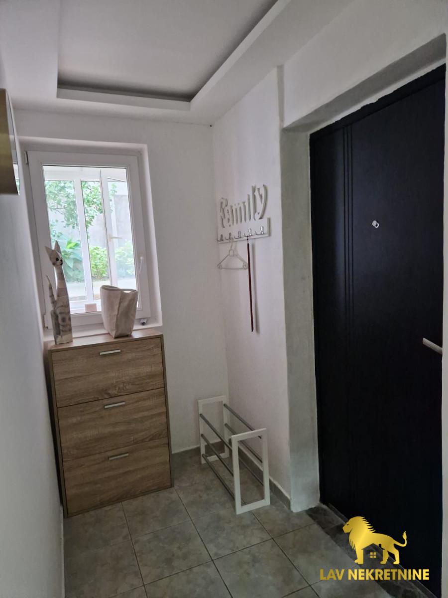 Stan Prodaja Novi Sad  33 m2