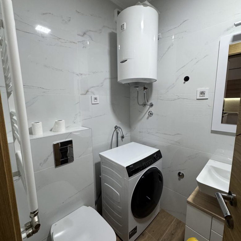 Jednoiposoban stan za izdavanje, Centar, Novi Sad, 47m², 600 €/mes