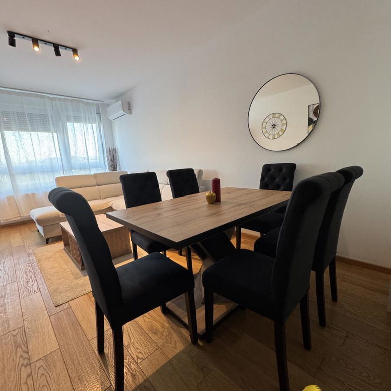 Jednoiposoban stan za izdavanje, Centar, Novi Sad, 47m², 600 €/mes