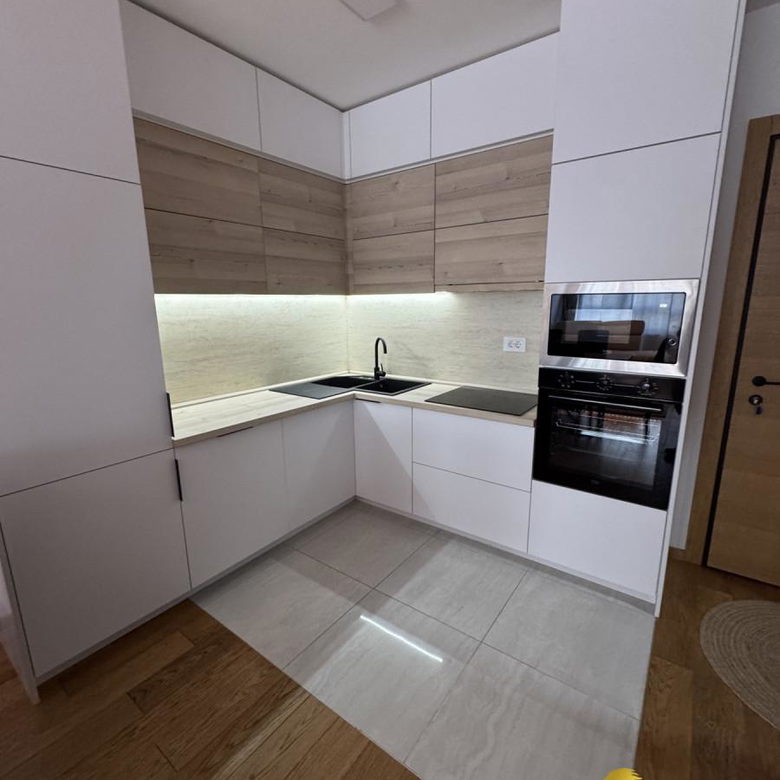Stan Izdavanje Novi Sad  47 m2