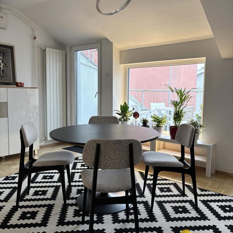 Stan Izdavanje Novi Sad  54 m2